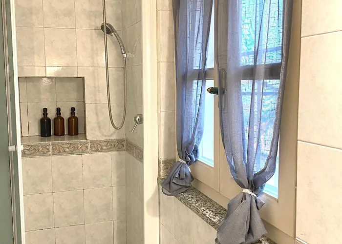 Garibaldi Apartman *